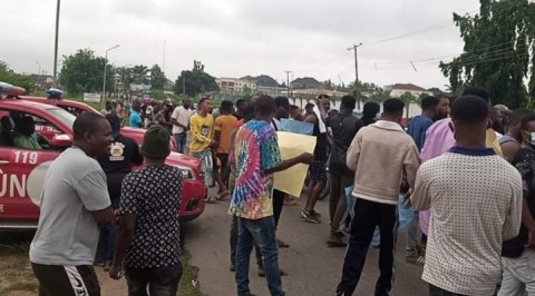 Tension in Osogbo as Youths Protest EFCC Raid