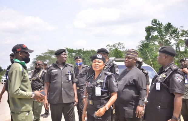 Oyo CP Leads Officers to Troubled Idi-Ayunre-Ijebu-Igbo Highway
