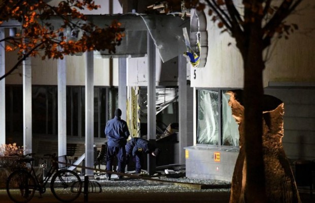 Explosion damages Swedish police station