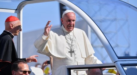 Pope francis arrives collombia