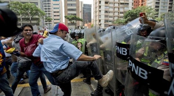 37 prison inmates killed in Venezuela